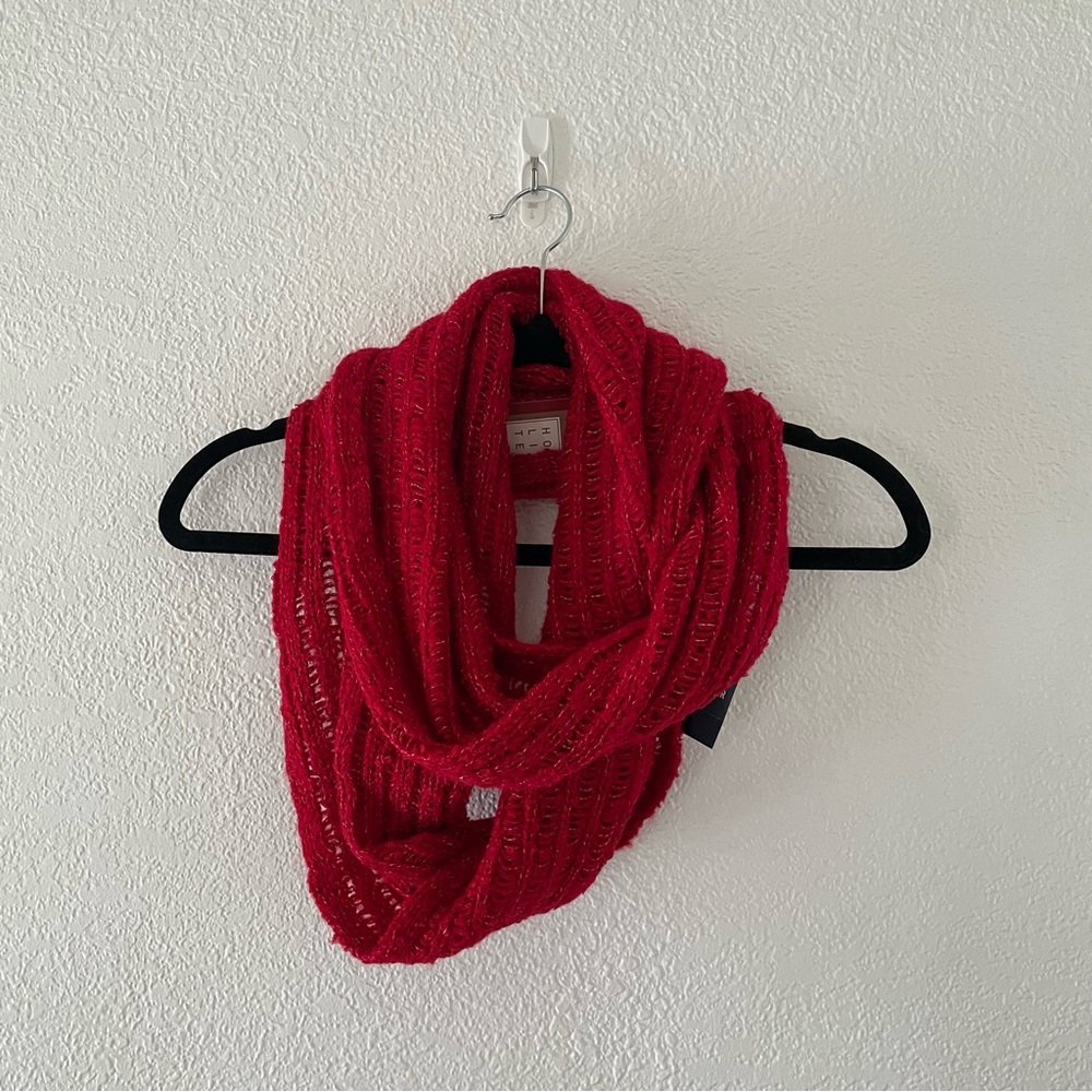 Hollister Scarf